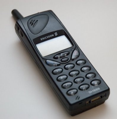 jayjay21-teknoloji-karsilastirma-telefon-ipjone-sony-ericsson-alcatel-377